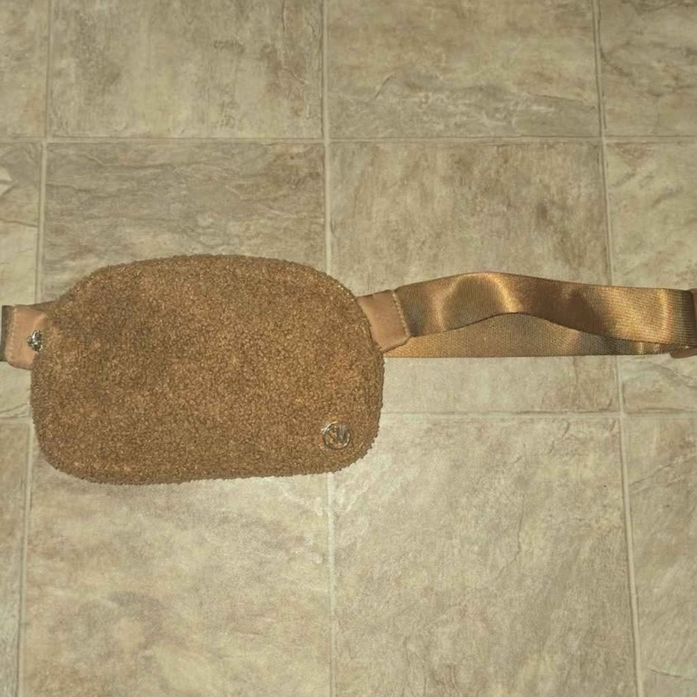 Steve Madden Fuzzy Brown Fanny Pack